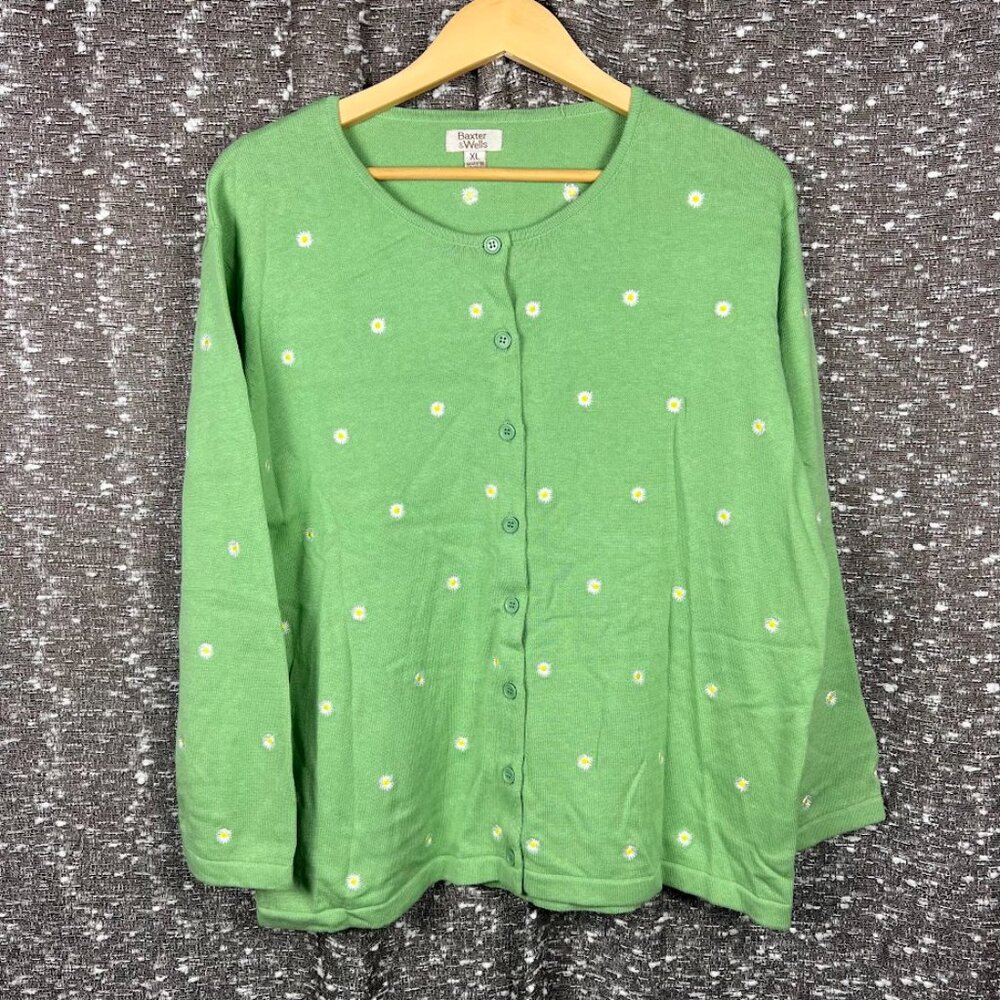 Baxter & Wells Embroidered Daisy Flowers Green Button Up Long‎ Sleeve Sweater
